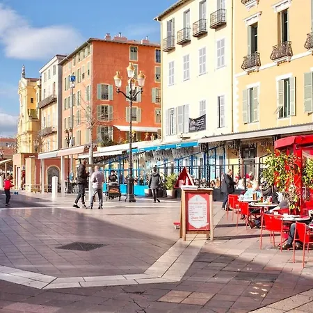 Proche Du Cours Saleya Et De La Plage, Dans Le Vieux Nice, Spacieux Et Climatise * Nizza